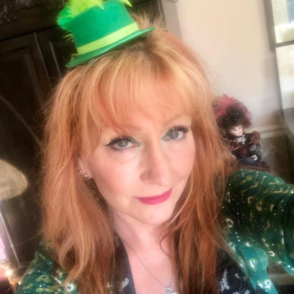 Meet your Posher, Brenda